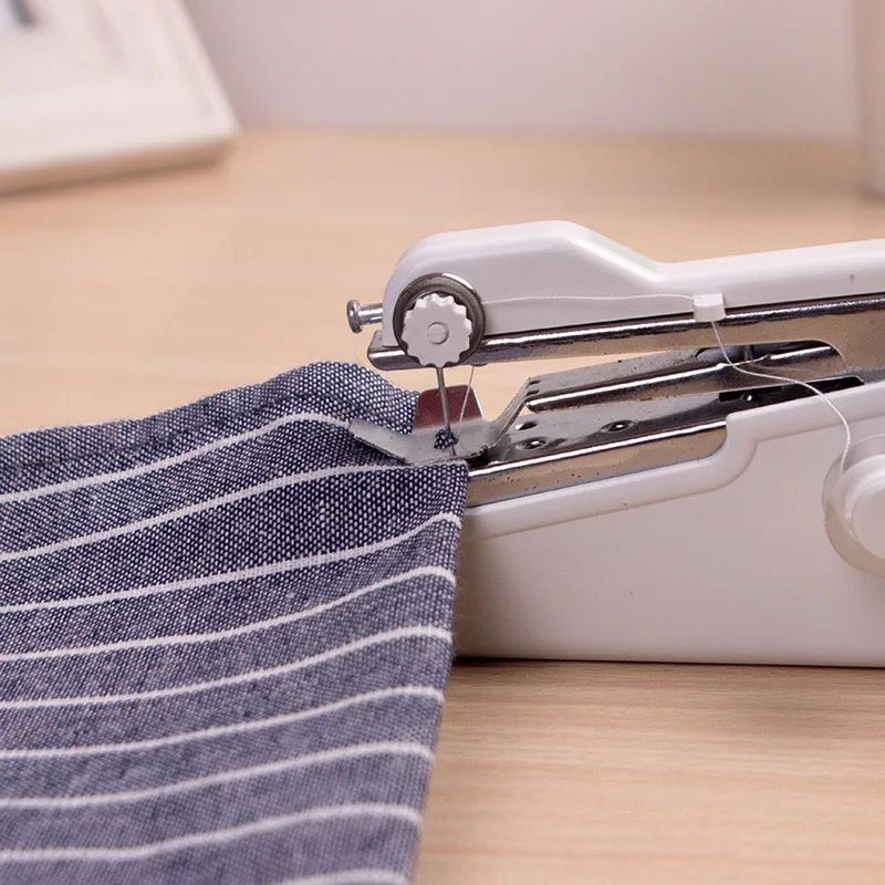 MINI MAQUINA DE COSER